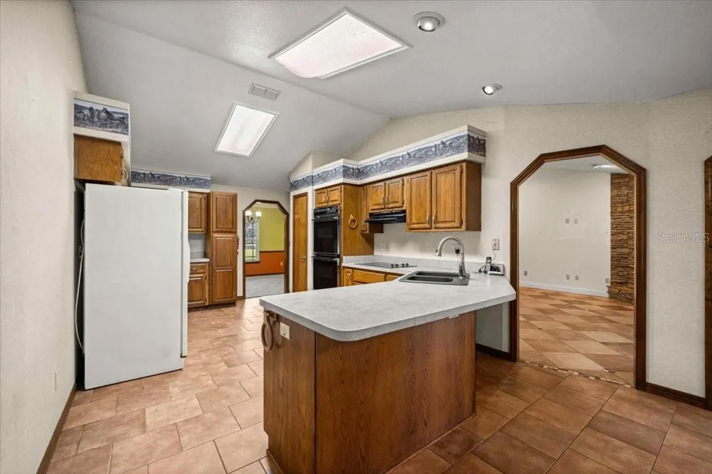 5065 NW 150TH AVENUE Morriston, FL 32668