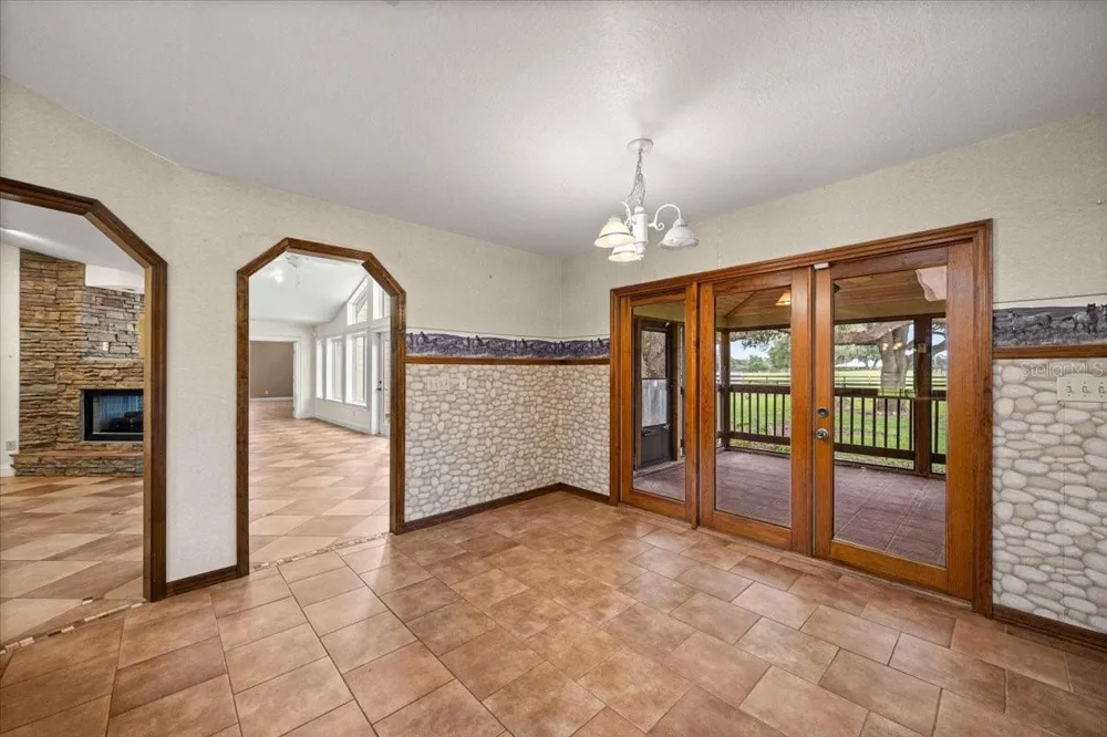 5065 NW 150TH AVENUE Morriston, FL 32668