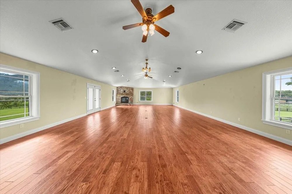 5065 NW 150TH AVENUE Morriston, FL 32668