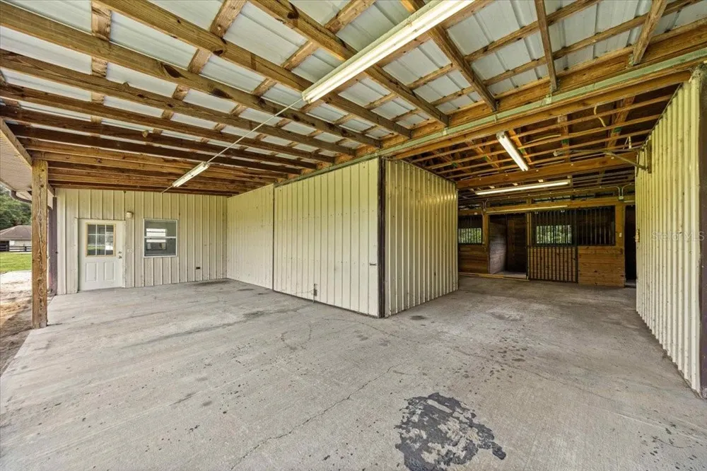 5065 NW 150TH AVENUE Morriston, FL 32668