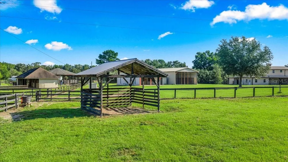 5065 NW 150TH AVENUE Morriston, FL 32668