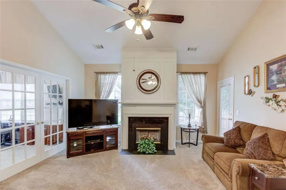 184 Camry Lane Grayson, GA 30017