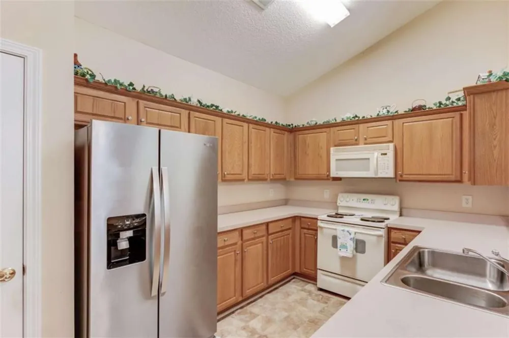 184 Camry Lane Grayson, GA 30017