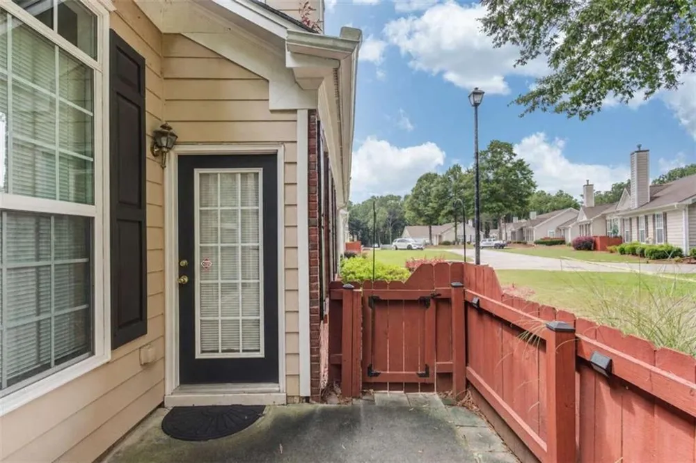 184 Camry Lane Grayson, GA 30017
