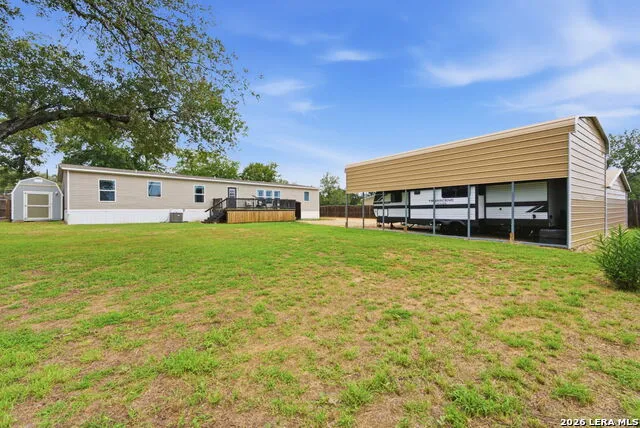 125 ACORN HOLW Poteet, TX 78065