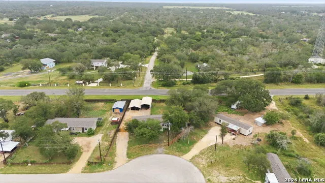 125 ACORN HOLW Poteet, TX 78065