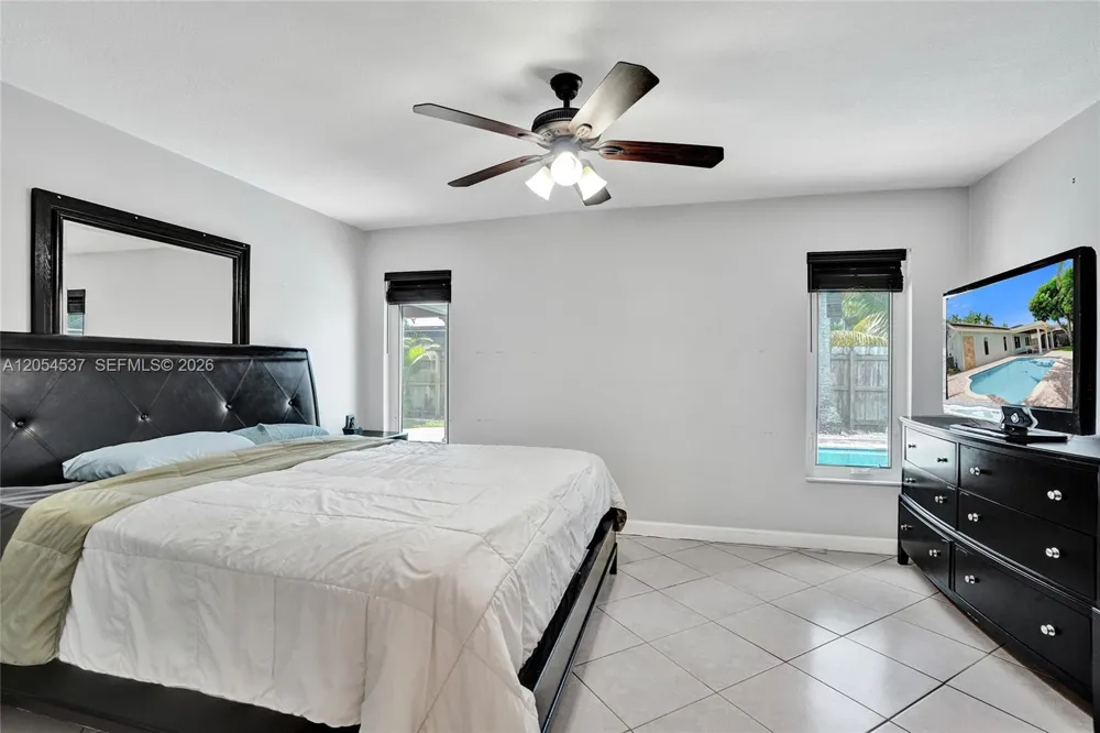 3946 NW 1st Dr Deerfield Beach, FL 33442