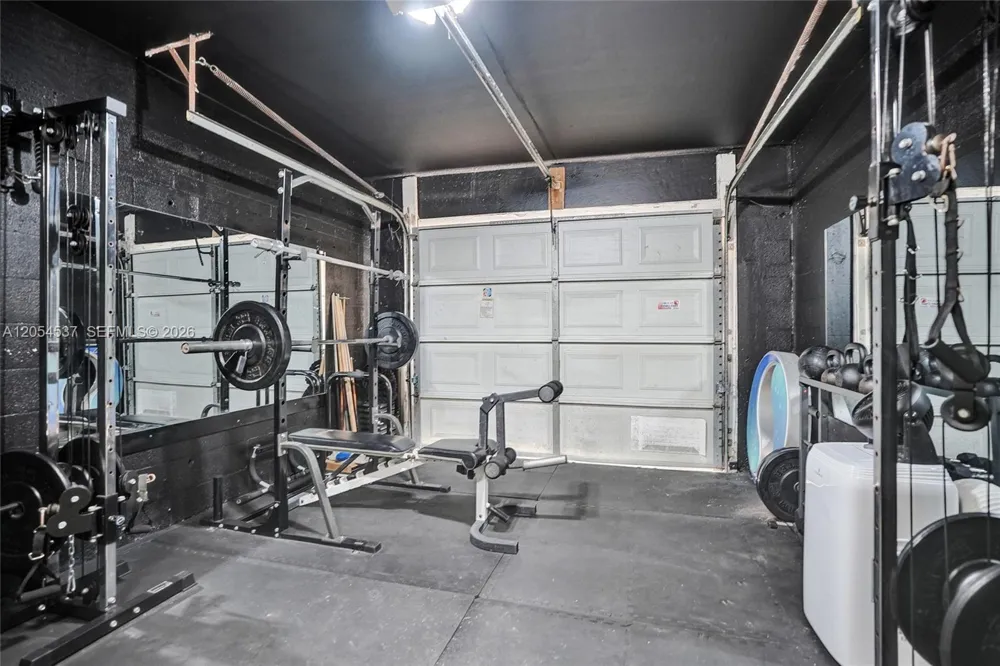 3946 NW 1st Dr Deerfield Beach, FL 33442