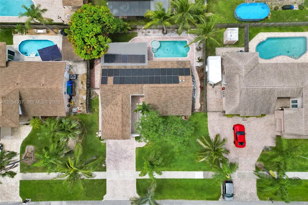3946 NW 1st Dr Deerfield Beach, FL 33442