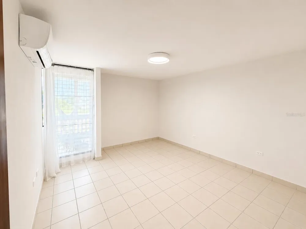 144 PLAZA VIRGEN GORDA Luquillo, PR 00773