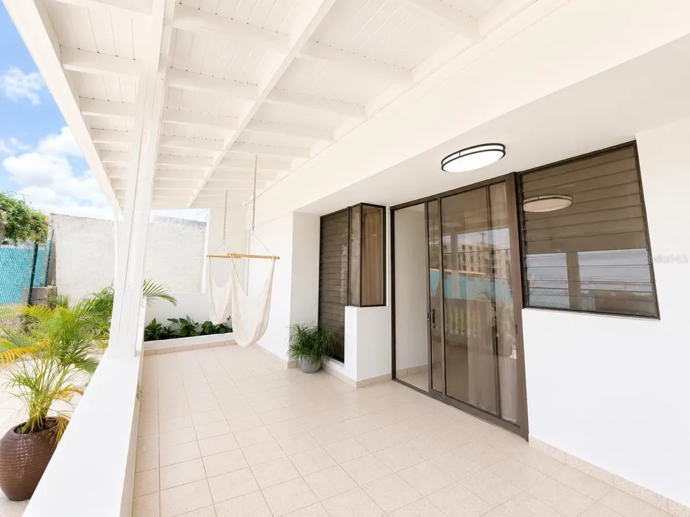 144 PLAZA VIRGEN GORDA Luquillo, PR 00773