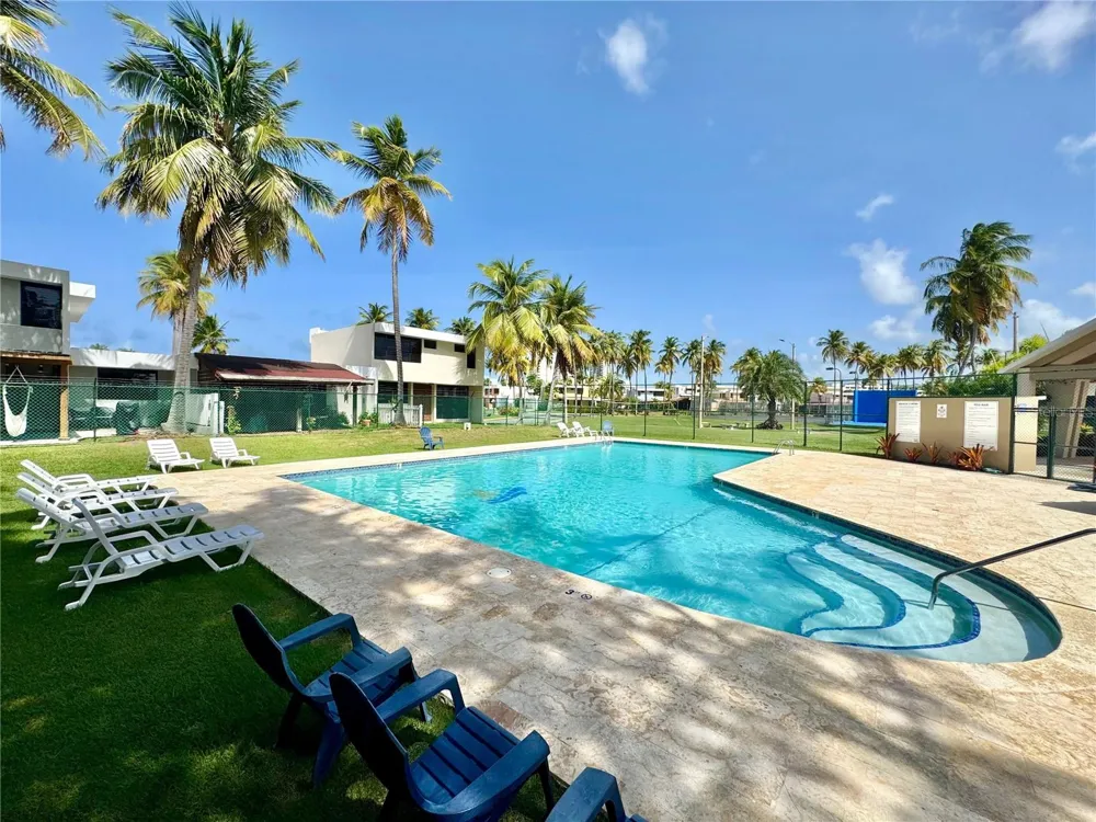 144 PLAZA VIRGEN GORDA Luquillo, PR 00773