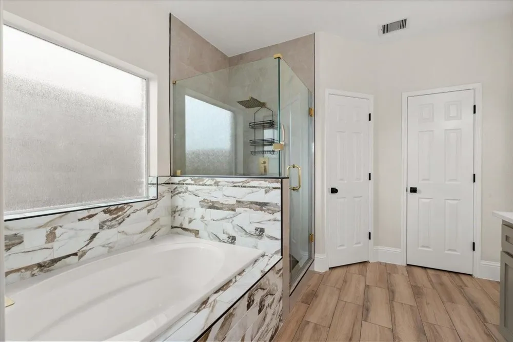 4910 E Meadow Drive Deer Park, TX 77536