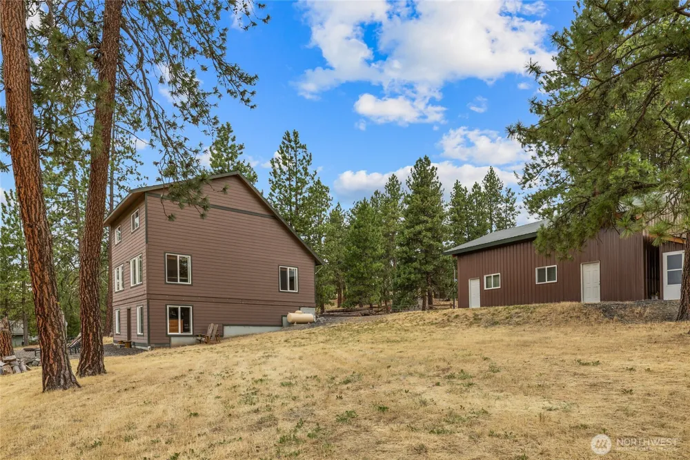 1150 White Road Cle Elum, WA 98922