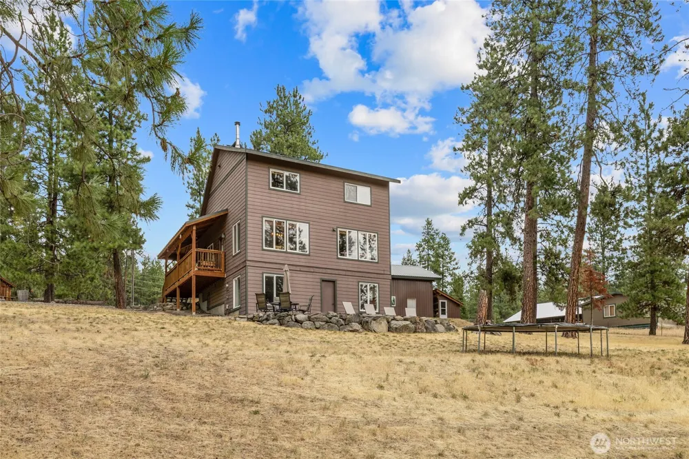 1150 White Road Cle Elum, WA 98922