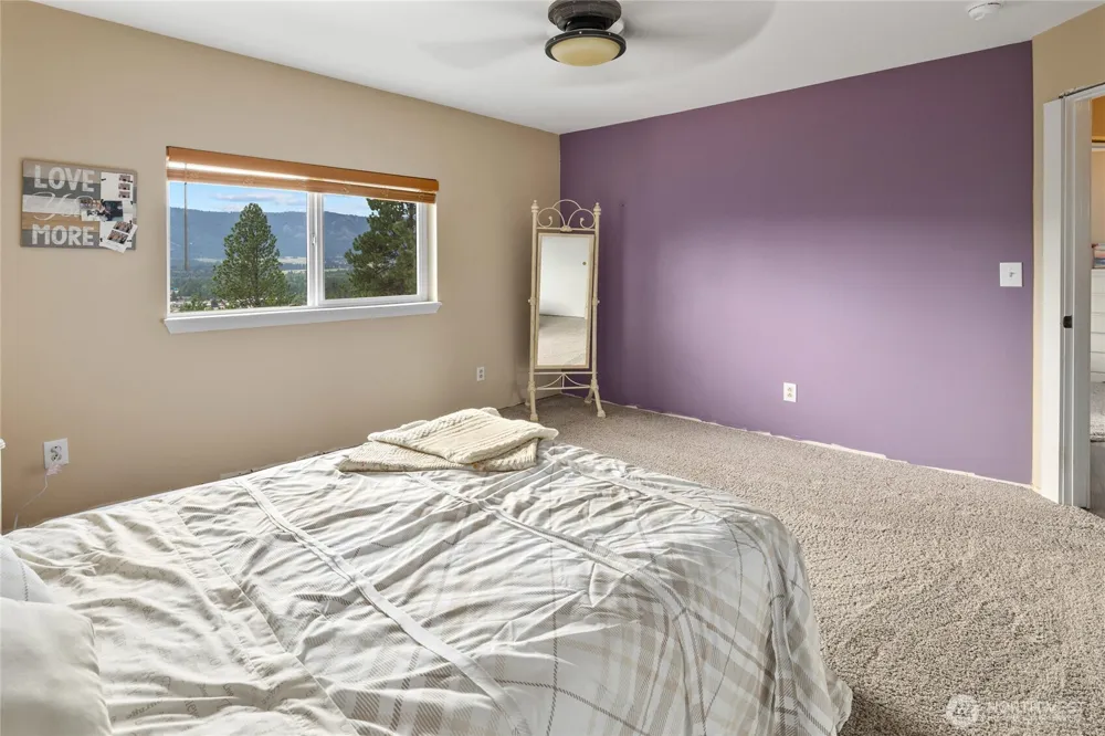 1150 White Road Cle Elum, WA 98922