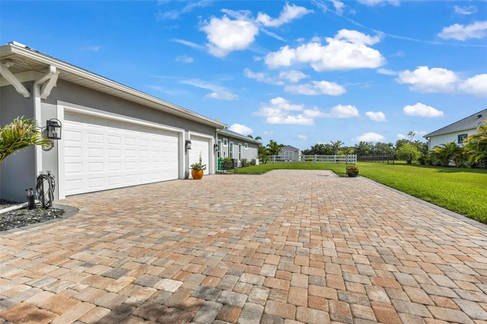 28975 SMUGGLERS LANE Punta Gorda, FL 33982