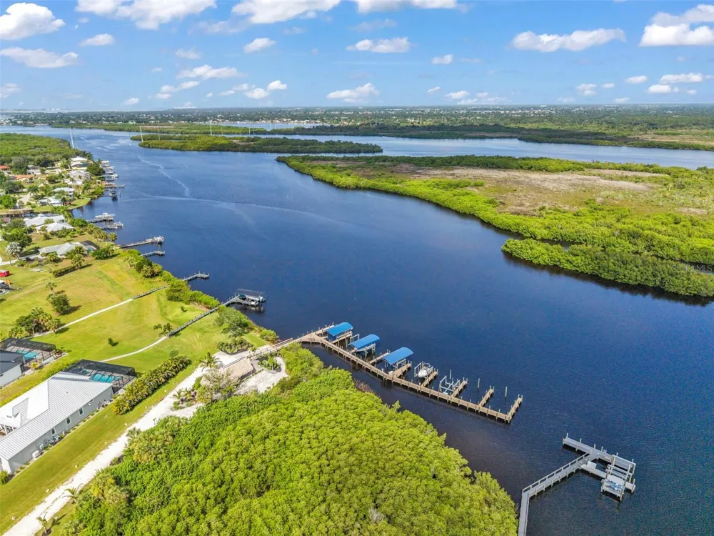 28975 SMUGGLERS LANE Punta Gorda, FL 33982