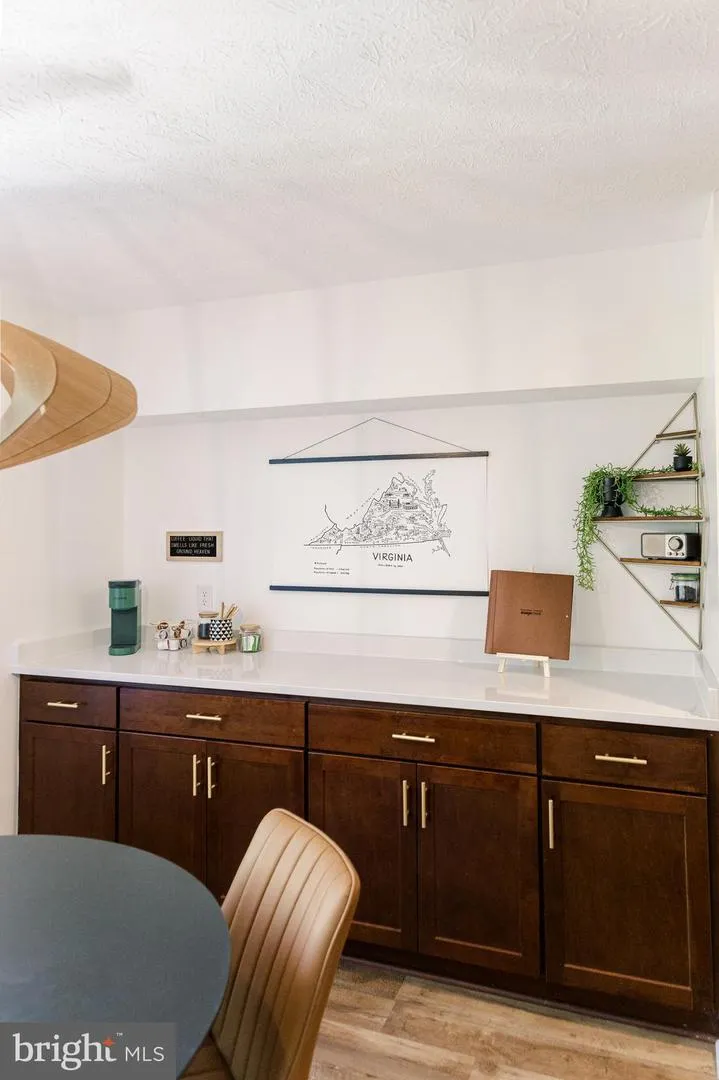 140 THE HILL #M-20 Basye, VA 22810