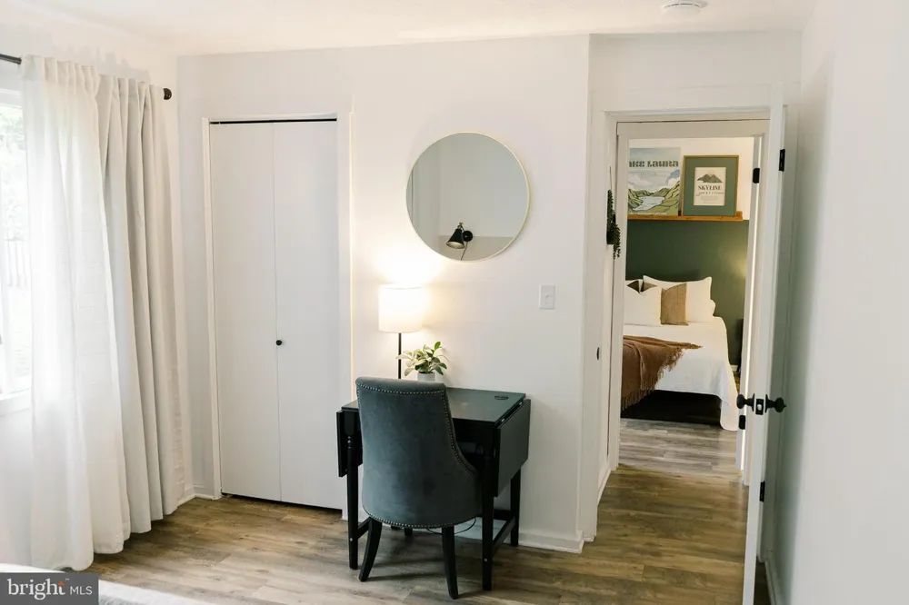 140 THE HILL #M-20 Basye, VA 22810