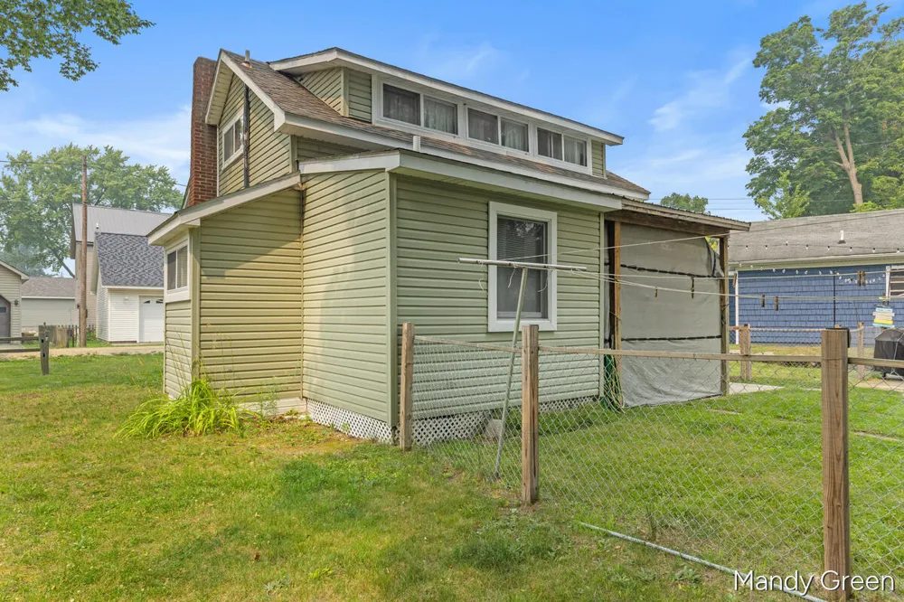 2004 Mildred Street Crystal, MI 48818