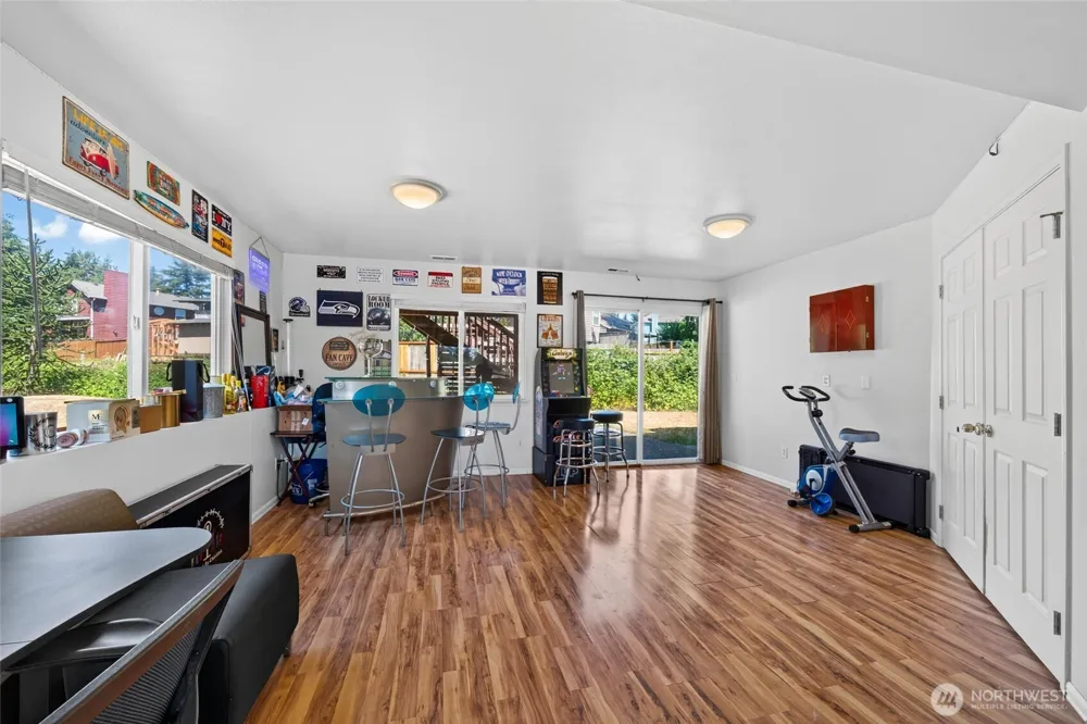 12516 SE 225th Court Kent, WA 98031
