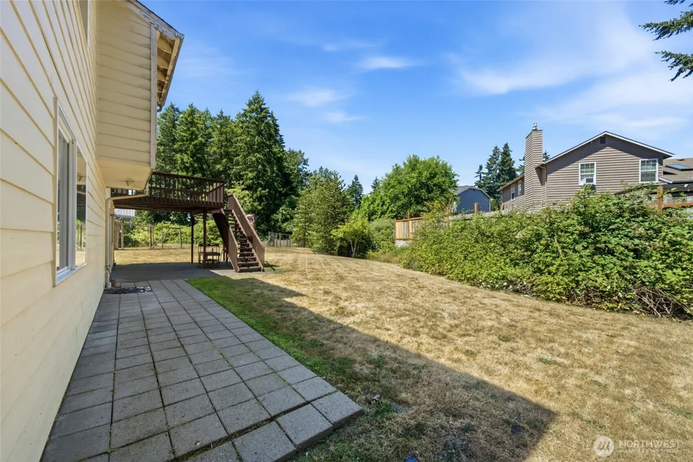 12516 SE 225th Court Kent, WA 98031