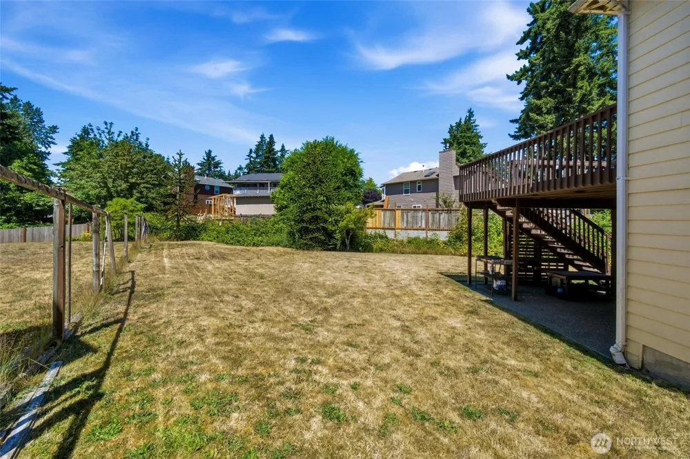 12516 SE 225th Court Kent, WA 98031