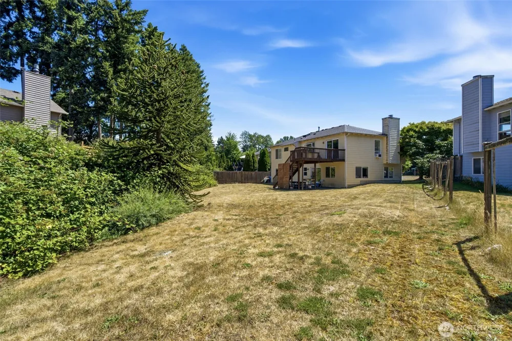 12516 SE 225th Court Kent, WA 98031