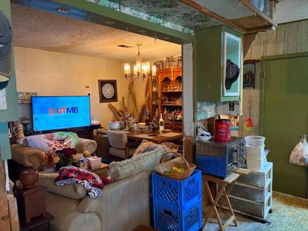1435 Tiki Drive Tiki Island, TX 77554