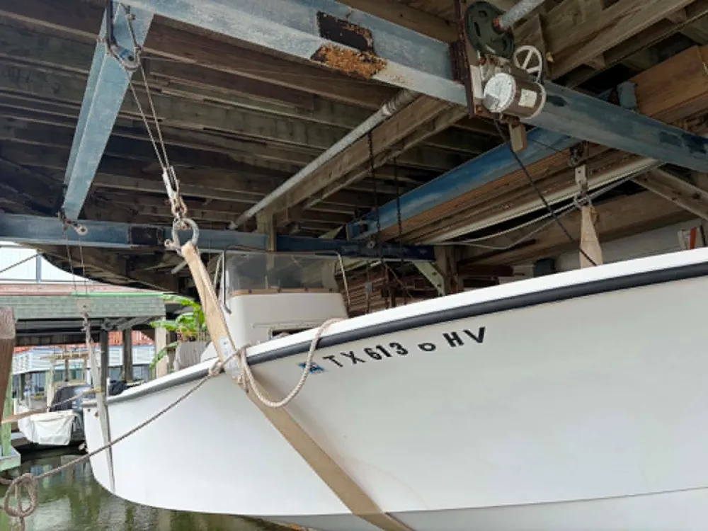 1435 Tiki Drive Tiki Island, TX 77554