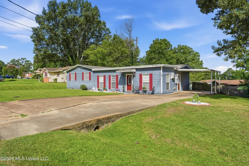 106 Richland Street Richland, MS 39218