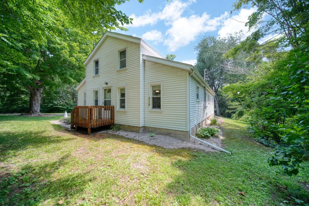 1533 E Munger Road Tecumseh, MI 49286
