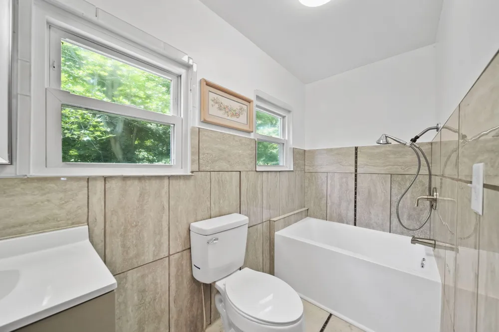 1533 E Munger Road Tecumseh, MI 49286