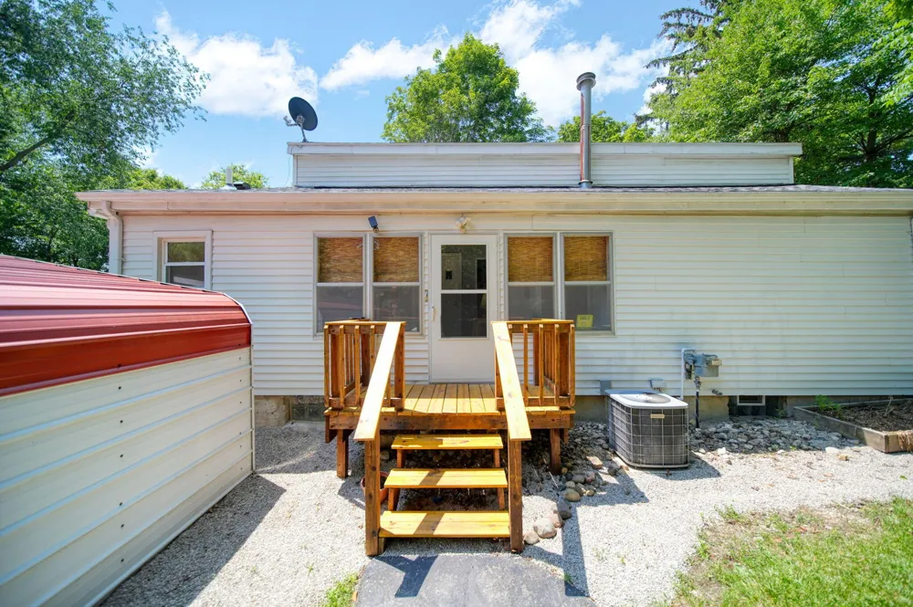 1533 E Munger Road Tecumseh, MI 49286