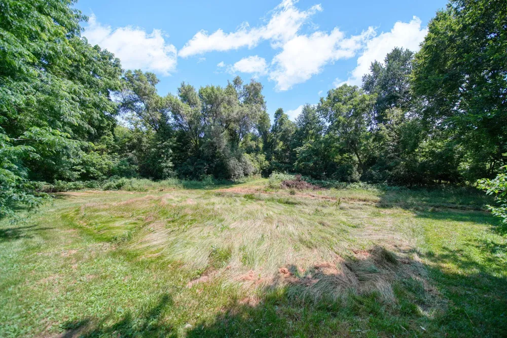 1533 E Munger Road Tecumseh, MI 49286