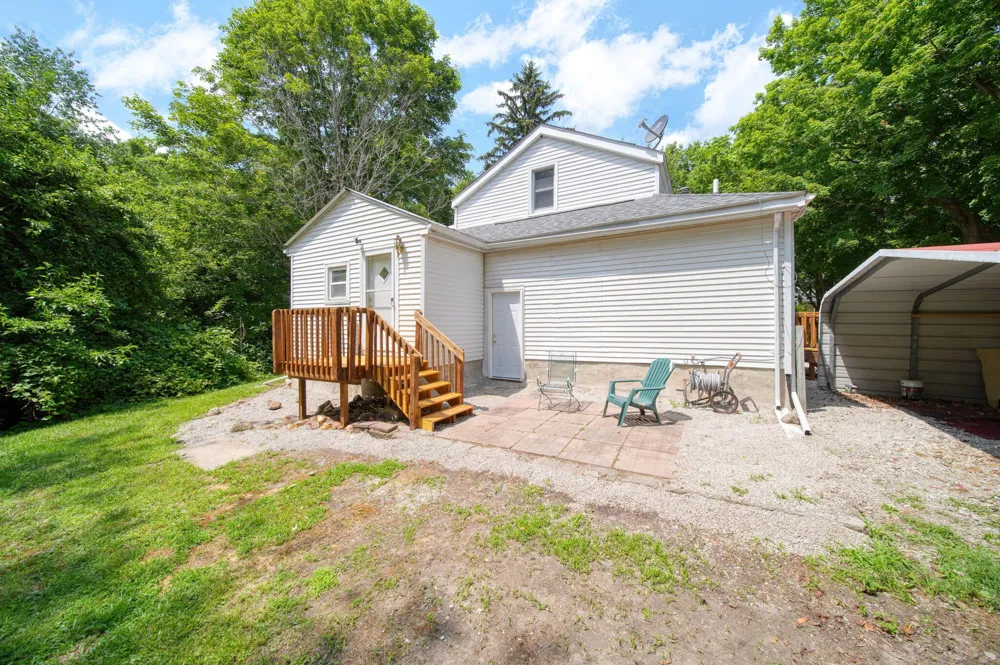 1533 E Munger Road Tecumseh, MI 49286