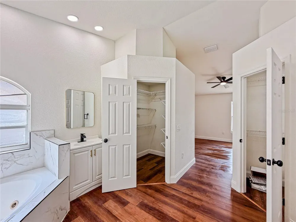 2617 SUNDANCE CIRCLE Mulberry, FL 33860