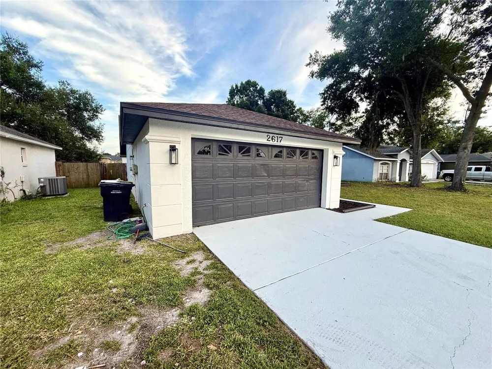 2617 SUNDANCE CIRCLE Mulberry, FL 33860