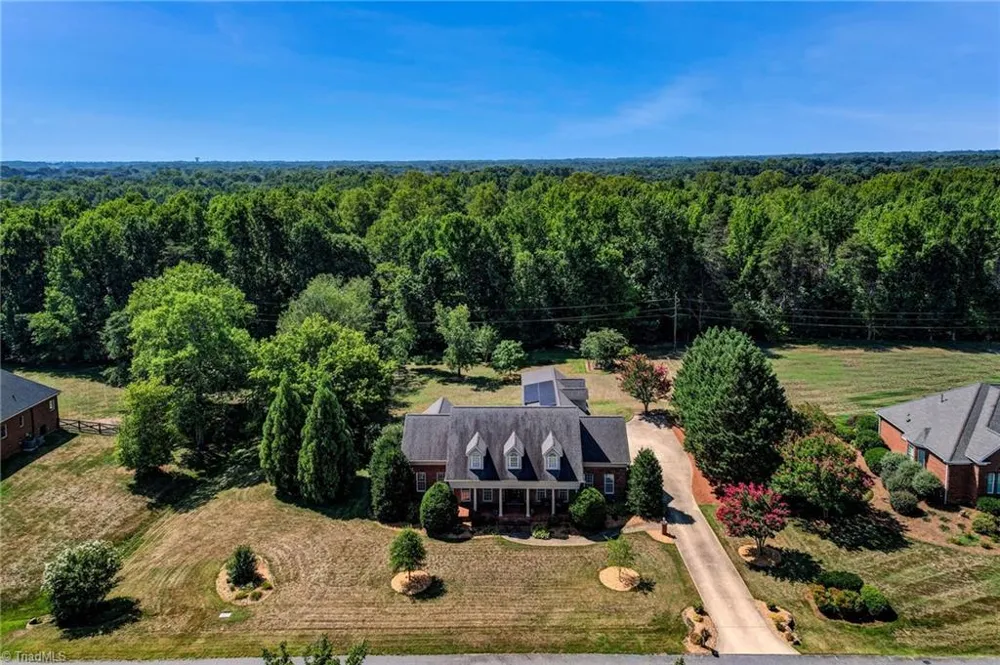 8513 Merriman Farm Road Oak Ridge, NC 27310