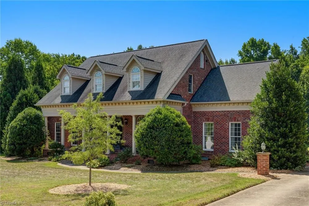 8513 Merriman Farm Road Oak Ridge, NC 27310