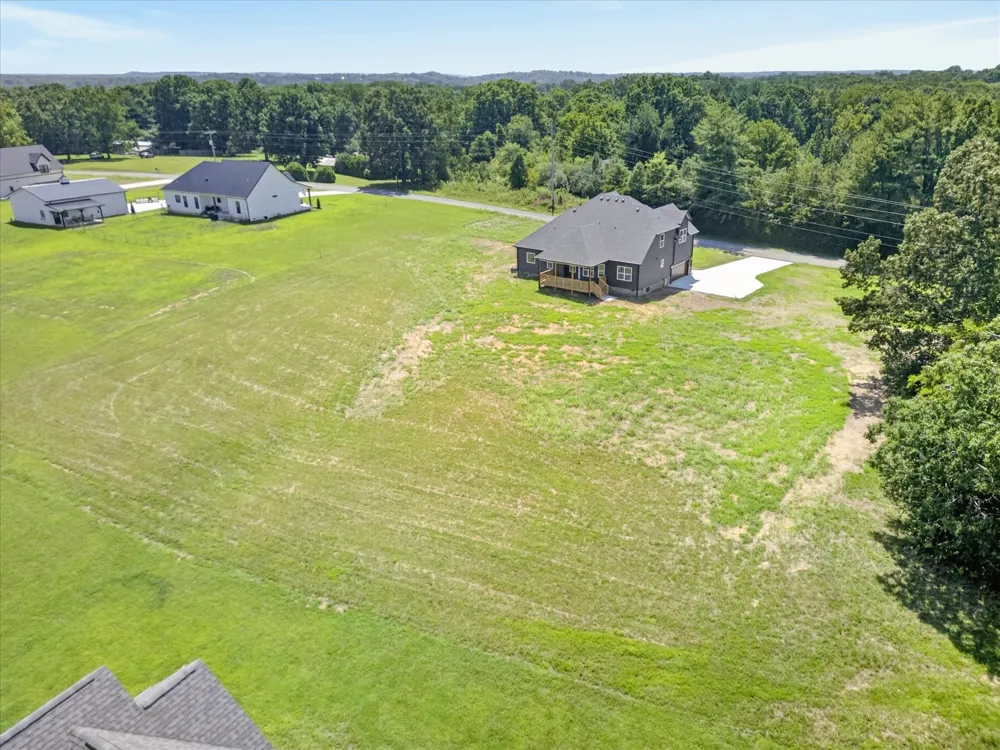4807 Hunter Rd Southside, TN 37171