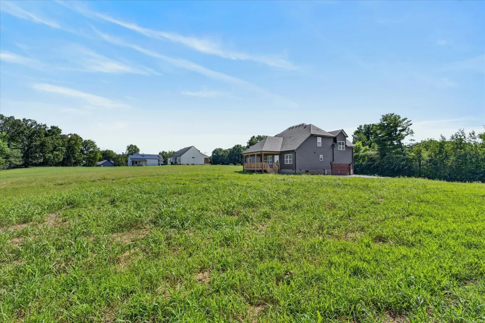 4807 Hunter Rd Southside, TN 37171