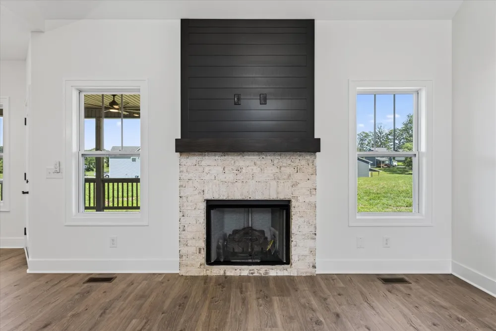 4807 Hunter Rd Southside, TN 37171