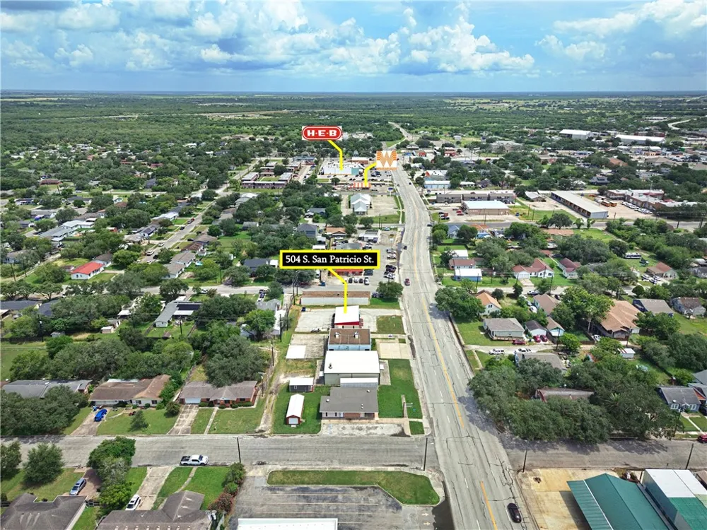 504 S San Patricio Street Sinton, TX 78387