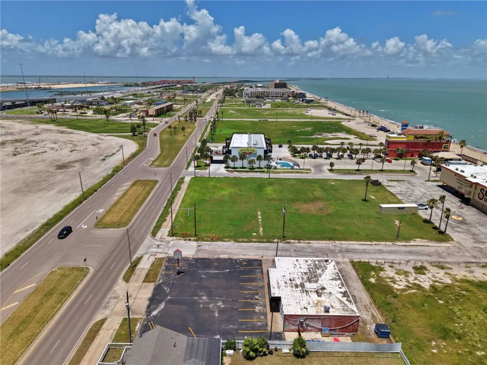 3314 Surfside Boulevard Corpus Christi, TX 78402