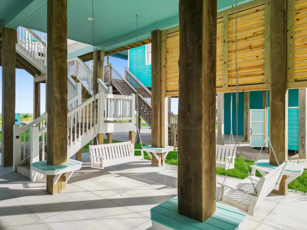 2627 Holiday Drive Crystal Beach, TX 77650