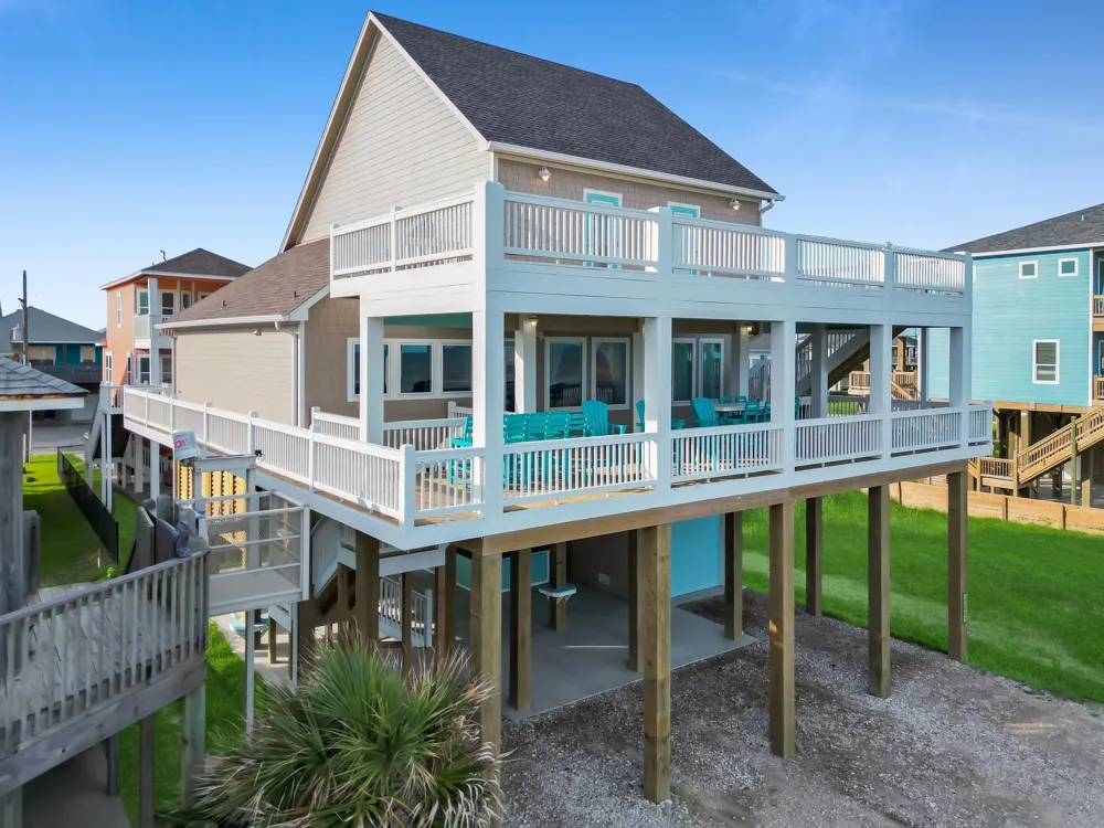 2627 Holiday Drive Crystal Beach, TX 77650