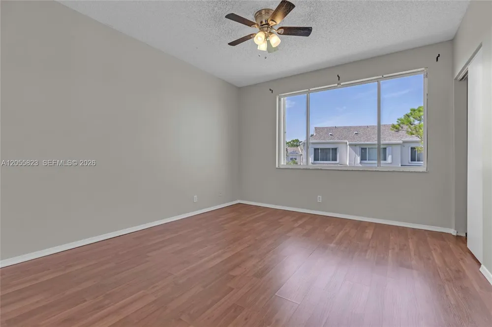 16640 Hemingway Dr #16640 Weston, FL 33326