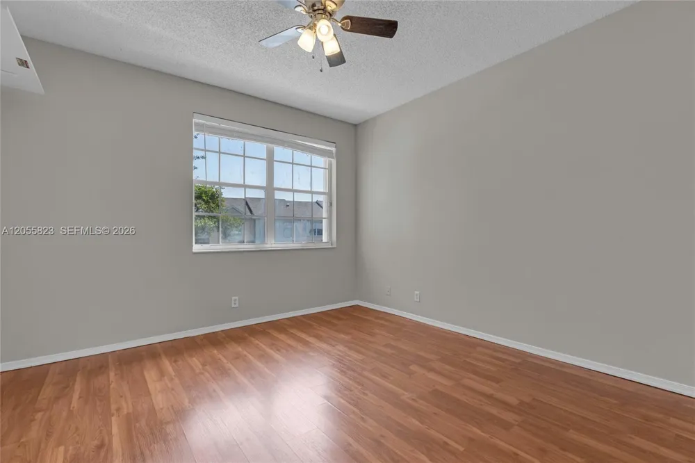 16640 Hemingway Dr #16640 Weston, FL 33326